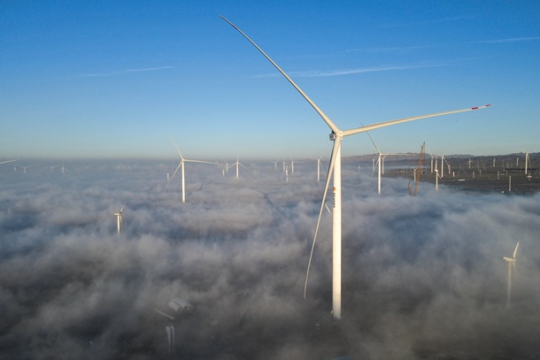 3.1.图为新疆电力达坂城风电二场